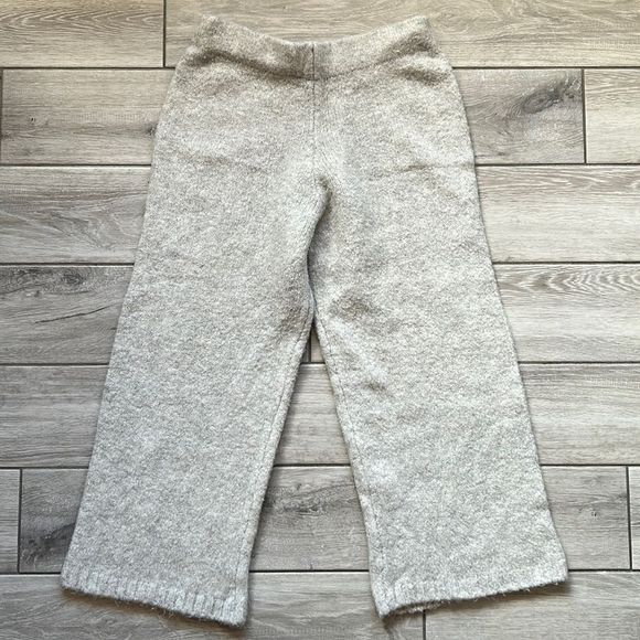 Zara Gray Ankle Cropped Pants - Picture 1 of 3